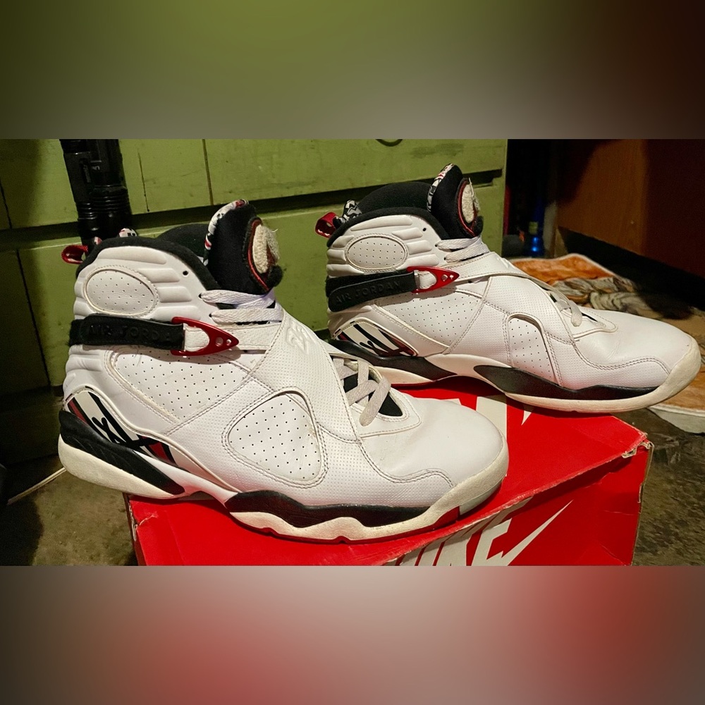 Jordan alternative retro 8s size 11